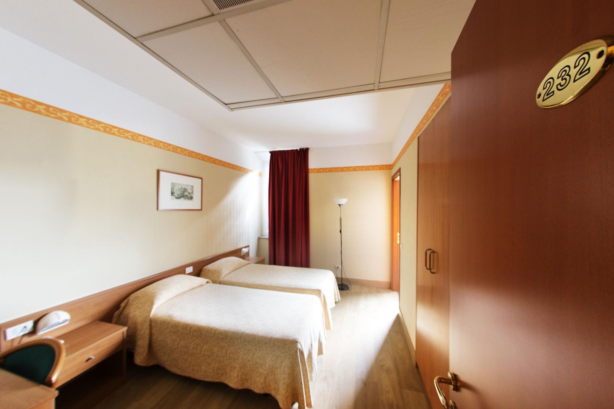 Hotel Fortuna Ancona Exterior foto
