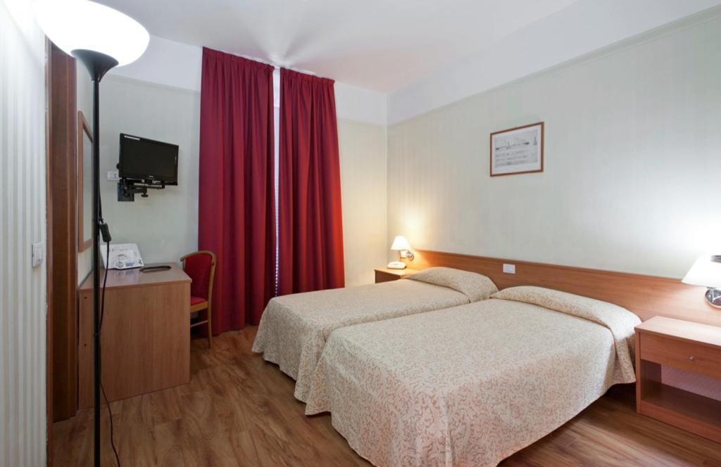 Hotel Fortuna Ancona Exterior foto